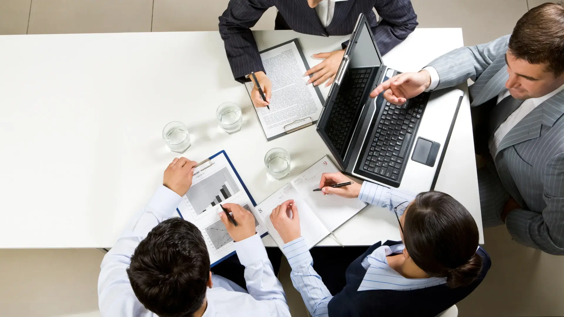 Lakukan Riset Mendalam Sebelum Negosiasi