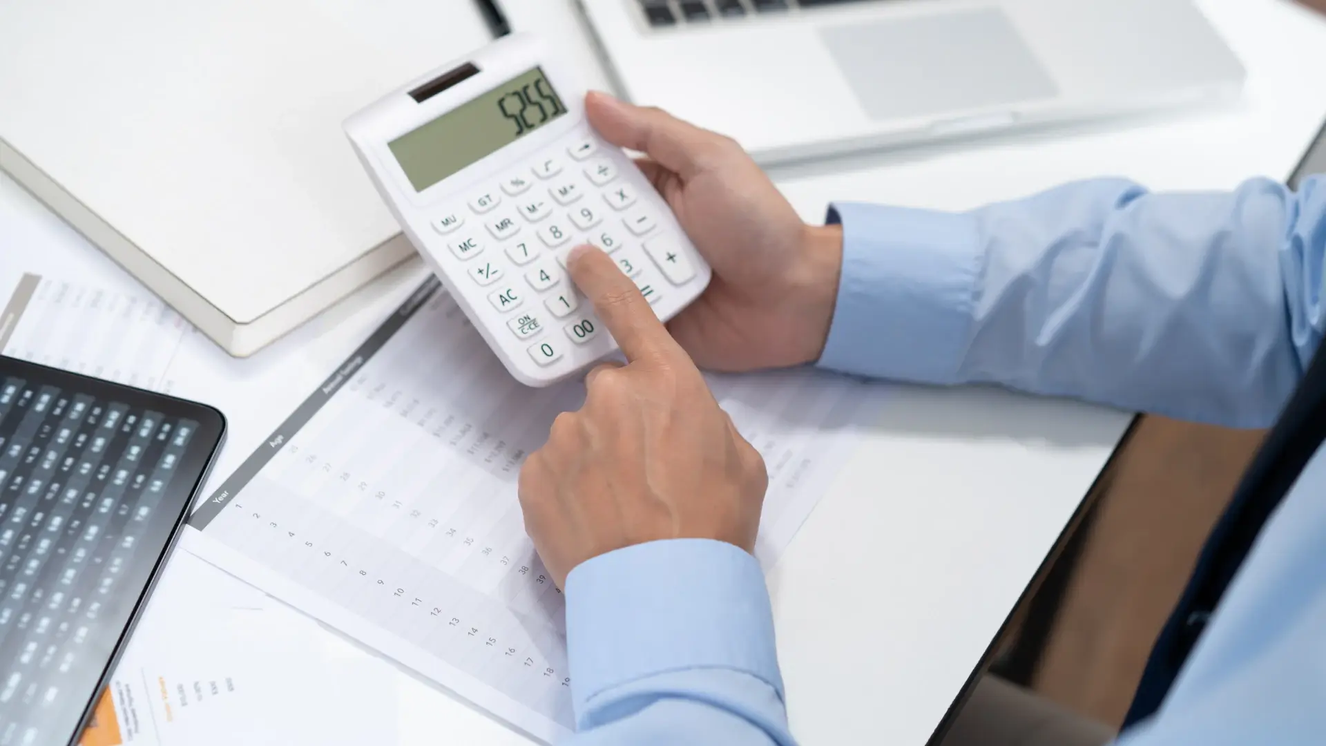 Kenapa Reverse Auction Beda dari Lelang Biasa